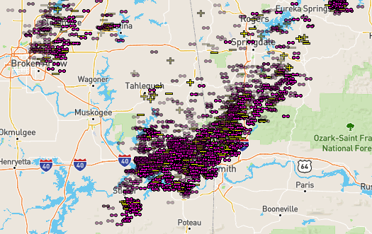 In-cloud and cloud-to-ground lightning strikes over Oklahoma on Sferic Maps 