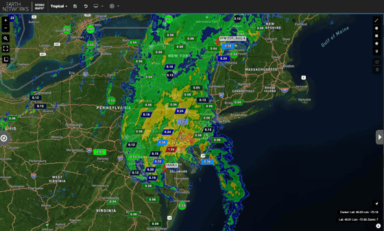 Tropical Storm Isaias radar as it makes its way up the coast with rain rates on Sferic Maps 