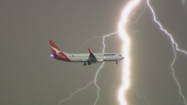 lightning yo