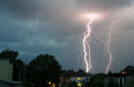 45+ People Dead After 137,066 Lightning Strikes Cover Odisha