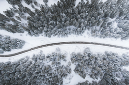 How do Vehicle Telematics Avoid Icy Roads in the Winter?