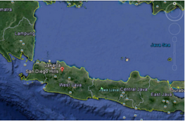 Lightning Strikes Injure Two in Indonesia