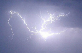 Lightning Kills Boy in Kampar, Malaysia