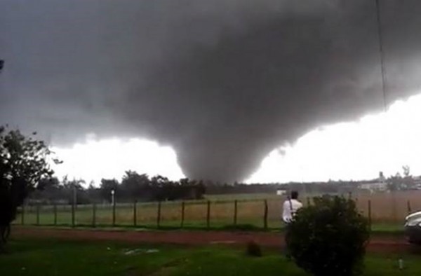 Tornado Kills Three in Uruguay