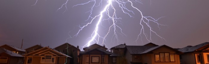 Lightning in Southern UK Strikes Several Homes