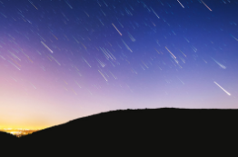 The Best Ways to View the Geminid Meteor Shower & ‘Christmas Comet’
